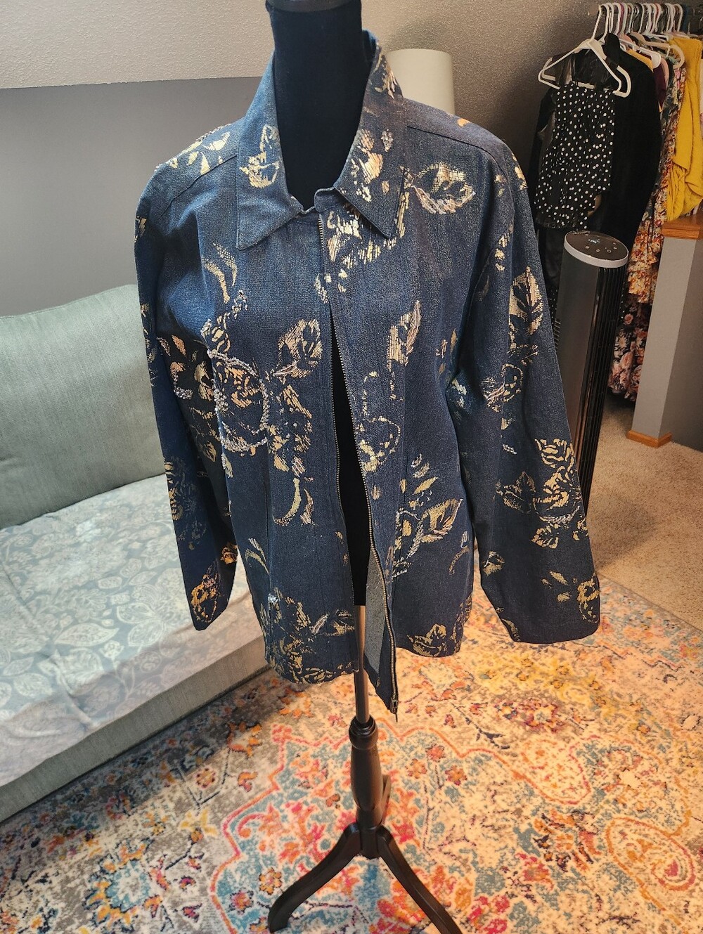 Chico's Navy Denim Jacket with Gold Floral Print XL Like New - Picture 6 of 11